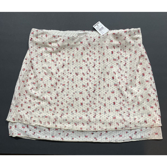 Full Tilt Mini Skirt Mesh Double Layer Floral Design Size Large NWT - Picture 1 of 6